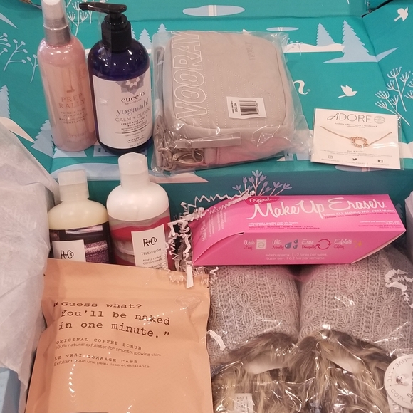 FitFabFun winter boxes - Picture 4 of 6